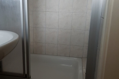 A-15-Bad-Dusche