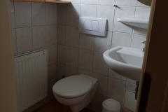 A-15-Bad-WC