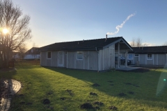 b2033