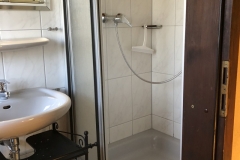 d4028
